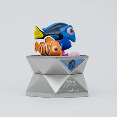 DISNEY SURPRISE CAPSULES FSDU60 WOC