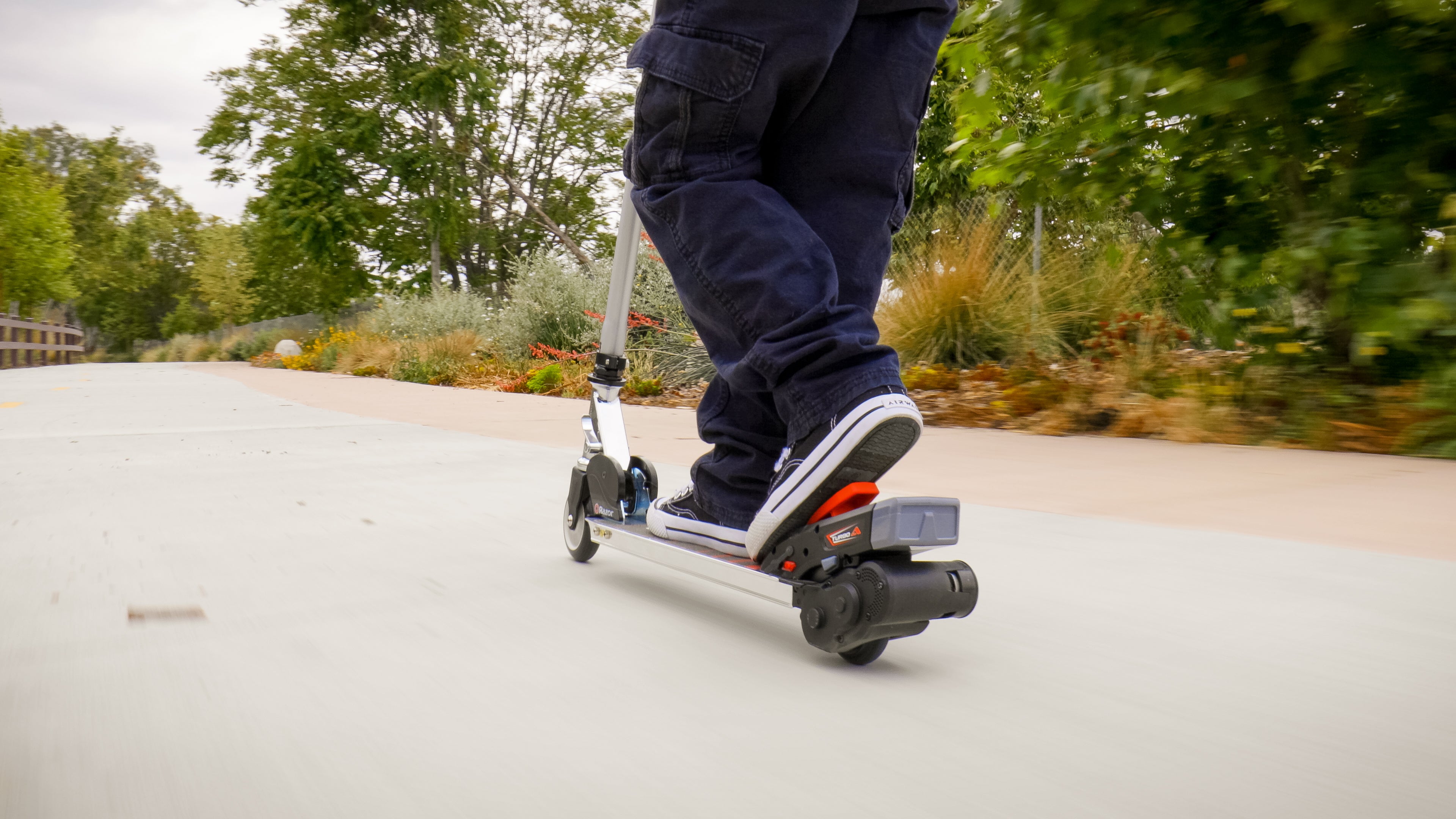 Razor E-Scooter Turbo A Black 16kmph