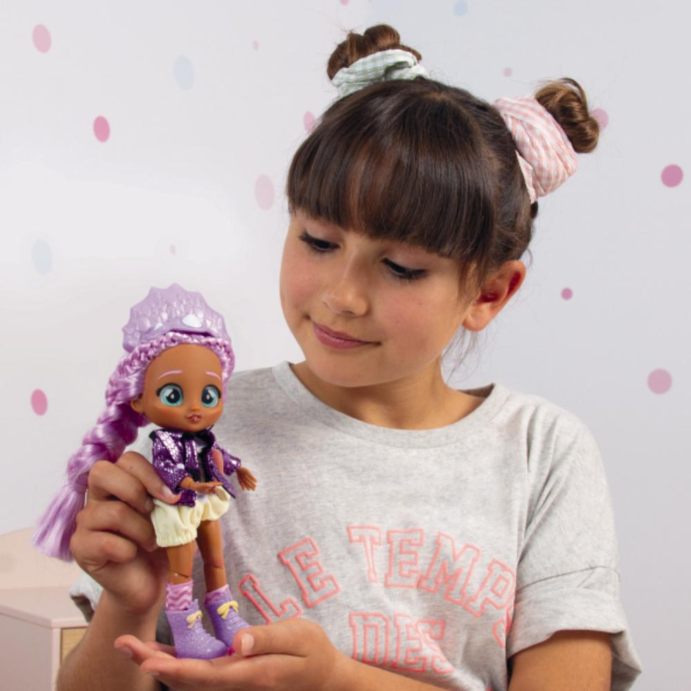Cry Babies BFF Phoebe 8-Inch